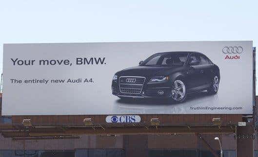 O outdoor da Audi para a estratégia de marketing de emboscadas.